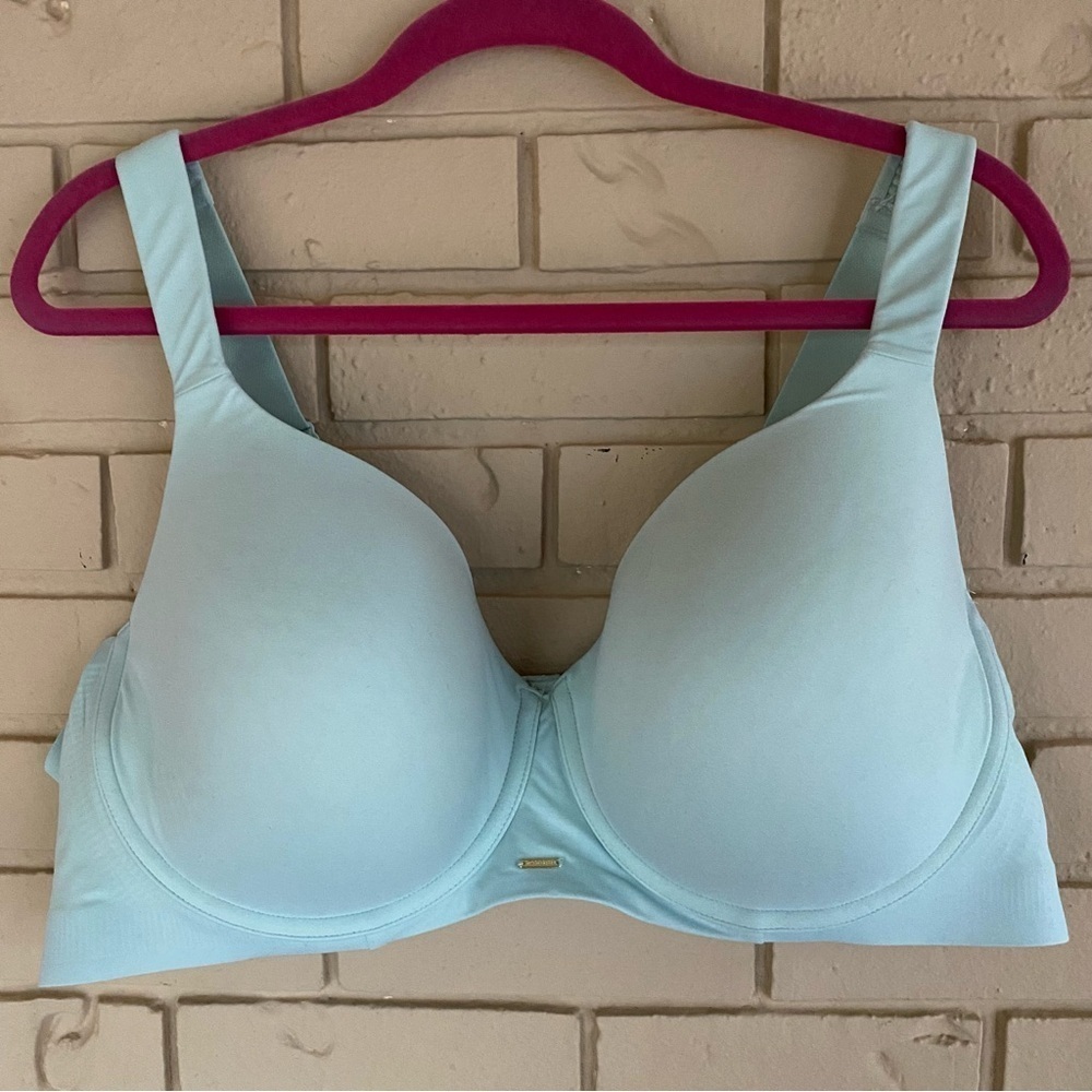 Cacique Lightly Lined Balconette Bra Women's 48D Wired Comfort Shaping Athletic
